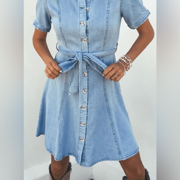 Blu Pepper Chambray Belted Shirt Dress - Picture 2 of 5
